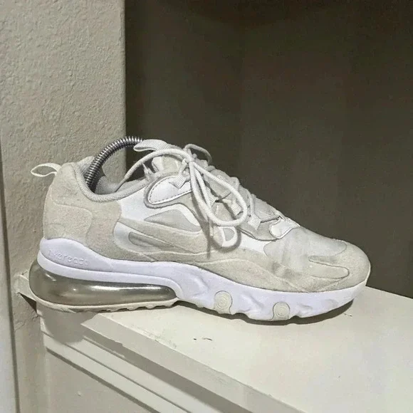 Nike Older Kids Air Max 270 React US 7Y Trainers BQ0103 100 - Picture 5 of 9